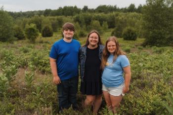Stacey Feyler and her children. (Photo courtesy Susan Totman)