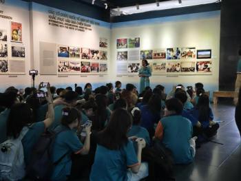 Students at Vietnam museum