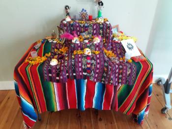 Display table