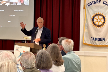 Senator Angus King at Camden Rotary in 2024. (file photo, Lynda Clancy)