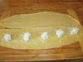 Assembling the mixture of ricotta and three-cheese ravioli. Photo by Kay Stephens