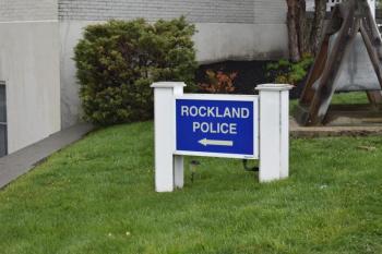 Street sign for Rockland Police Department