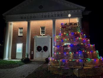 All lit up (Photo courtesy The Waldo Theatre)