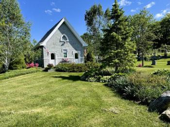 Building next to a cemetery