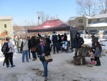 Delvino's outdoor bar. Photo by Kay Stephens