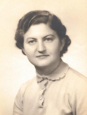 Ramona E. Ryckman