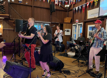 live band