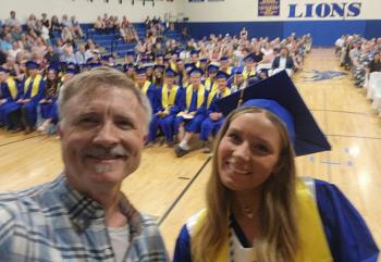 graduation selfie