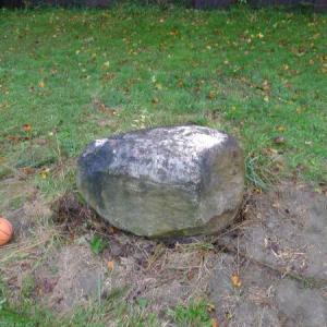 1 large Stone (Yarmouth)