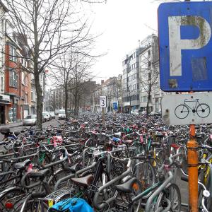 Overflow bicycle parking next to the train station in Ghent. (Photo by Ari Snider) Overflow bicycle parking next to the train station in Ghent. (Photo by Ari Snider)