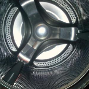 Large stainless steel drum perfect for fiddlehead cleaning (Caribou) -- 30 gallon perferated stainless steel drum. would work great for cleaning fiddle heads or coyote bait.come get it