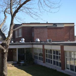 Camden-Rockport Middle School, housing Maine School Administrative District 28's fifth-, sixth-, seventh- and eighth-graders, is located at 34 Knowlton St. in Camden. (Photo by Lynda Clancy)