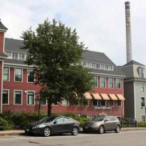 The Knox Mill has been a flashpoint of Camden’s economic future since credit card giant MBNA was sold, and the building changed hands and was redeveloped. (Photo by Holly S. Edwards)