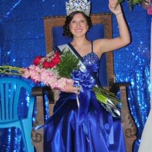 Elly Baubonis, Maine Wild Blueberry Queen, is crowned at the 2014 Union Fair. (Photo courtesy Union Fair)
