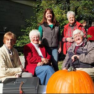 Camden Rockport Historical Society members greet festival goers to the Conway House and Museum on Sunday, Oct. 4. Left to right: Joan Bennett, Elizabeth Moran, Heather Moran, Andrew Moran Brenda Barrett and Andrew Moran. (Photos by Chris Wolf)