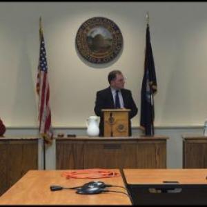 Rockland City Council candidates Steve Carroll, Ed Glaser, Moderator Stephen Betts, candidate Brian Harden and incumbent Larry Pritchett. (Photos by Chris Wolf)