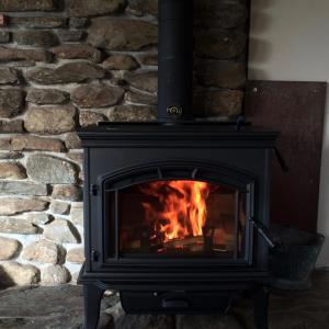 The woodstove may be the center of your house, the hearth of olden days, but it is also a big responsibility. Fire Chief Ben Hazen will go over woodstove safety issues at Wednesday’s free talk at the Library, 7 p.m.
Photo by Sheila Polson woodstove