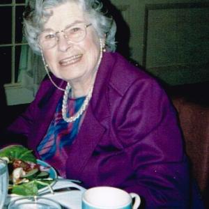 Bettina Dobbs