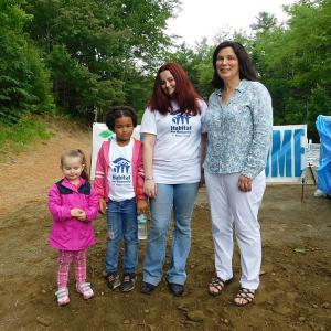 Left to right: daughters Daisy and Delilah, Brandi Brown, and Meg Klingehofer. (Photo by Erica Thoms)