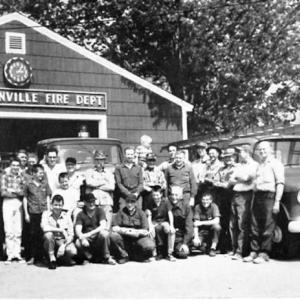 Do you recognize these men (and boys)? None are identified in the copy the LHS received.
Photo courtesy of Lincolnville Historical Society lvfd
