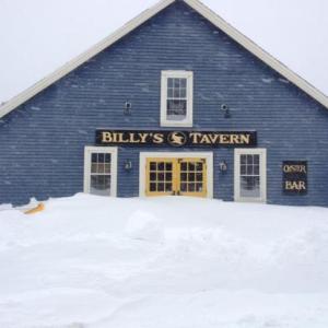 The old Billy’s Tavern will now become Thresher’s Brewing Co.’s new tasting room and restaurant this spring. Photo by Chris Wolf.