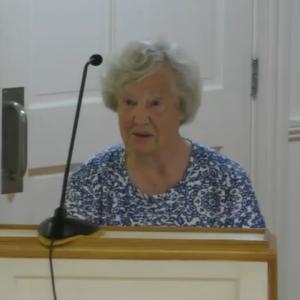 Elizabeth Berry speaks at a short-term rental forum hosted by the Rockport Select Board on Sept. 23.