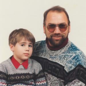 Gary Linwood Thompson (right).