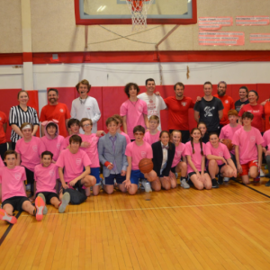 A group photo of those participating in the fundraising event. (Courtesy Vicki Hamlin)