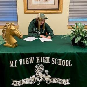 Mount View’s Sena Hayes. (Courtesy Zackary Freeman)