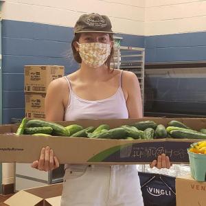 Kittery Land Trust intern Kate Loughlin delivers fresh produce from the Giving Garden to the Kittery School Nutrition Program. (Photo by Jen Clifford/KLT)