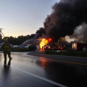 A fire on Route 17 in Washington has closed the highway. (Photo by Sarah Thompson)