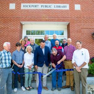 The ribbon cutting (Photo courtesy Jim Dugan, Rockport Library Foundation)