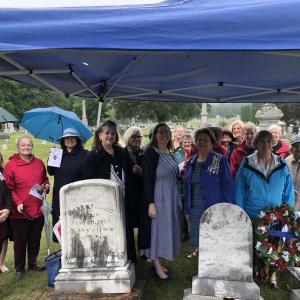 MSODAR members at the grave of Eliza Perry Thomas, a real daughter of the American Revolution. (L-R): Beth Harlow, Mary Kay Felton, Barbara Belknap, Audrey Miller, Bether Clark Urban, Susan Freeman, Elizabeth Calhoun State Regent, Sonja Sleeper, Sandi Caron, Joanne Richards Chapter Regent, Anne Maurais, CIndy Wallace, Saly Ann WIlliamson, Beborah Nowers, Helen Shaw, CIndy Rocknak, Mary Gammon and Alethe Donaldson. (Photo courtesy Lady Knox Chapter, Daughters of the American Revolution)