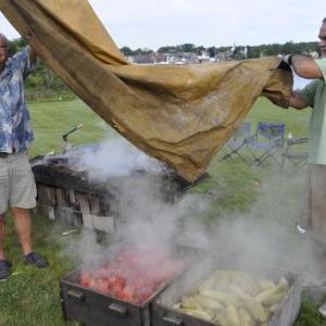 Bruce Bachelder, the “Lobster King” and long time Lincoln Home board member, recruited his family to help cook for the Lobster Bake & More Fundraiser. Photo: Kim Traina
Lincoln Home Newcastle Maine Assisted Living Vibrant Seniors Fundraising LobsterBake