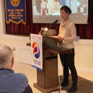 Tess Gerritsen speaks at a West Bay Rotary meeting in Feb. 2024. (Photo courtesy West Bay Rotary)