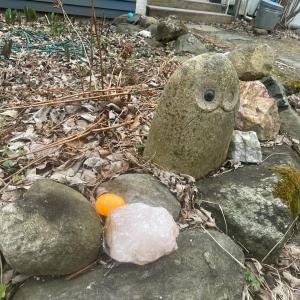 An egg found amongst the grounds of this old place in Sleepy Hollow. (Photo by Ed O’Brien)