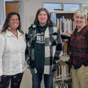 Judge Norma Hunt, First-Place Winner Teagan Aiken, and Judge Heather Webster. (Photo courtesy Medomak Valley High School)