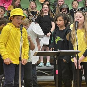 Ray Sargent, Legare Cuyler, Emma Emery, Grade 5. (Photo courtesy Thomaston Grammar School)