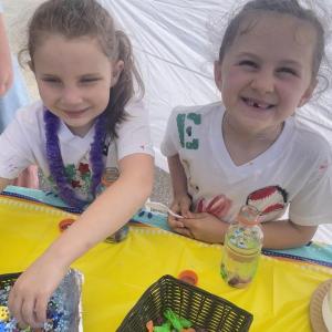 Josselyn Brown and Ella Curry make sensory bottles. (Photo courtesy Thomaston Grammar School)