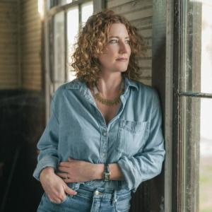 Kathleen Edwards - Early 2024. (Photo by Mike Dunn USA)