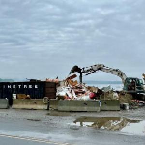 The former site of McLaughlin’s Lobster Shack, being cleared to put in additional parking for the Ferry. (Photo by Greg Clayton)