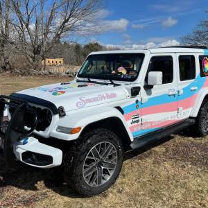 Rachel Genthner’s rainbow jeep (Photo courtesy Rachel Genthner)