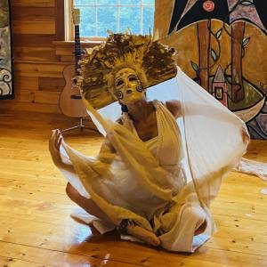 Mythic Heart Theatre presents Under The Rose Moon (Photo courtesy Mythic Heart Theatre)
