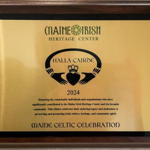 The Halla Cairde Award. (Photo courtesy Karen O'Maxfield)