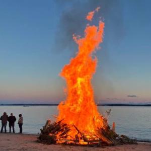 The fire goes up!