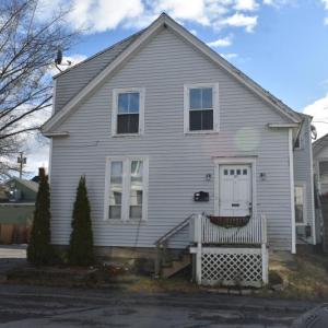 20 Elm Street extends farther back than it appears from the front. (Photo by Sarah Thompson)