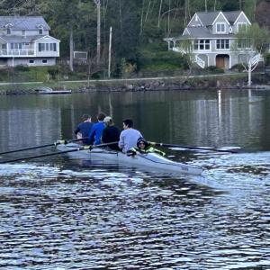 Novice 4+ 