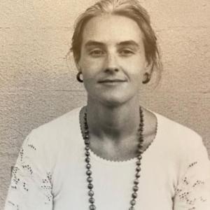Mary Lysbeth Andrews