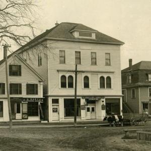 Far right shop Mrs. L. M. Doham millenary. Photo taken after 1903. (Photo courtesy Warren Historical Society)