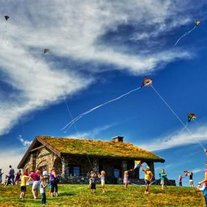 Kites & Ice Cream. (Photo by Tim Shaw) Kites & Ice Cream. (Photo by Tim Shaw)